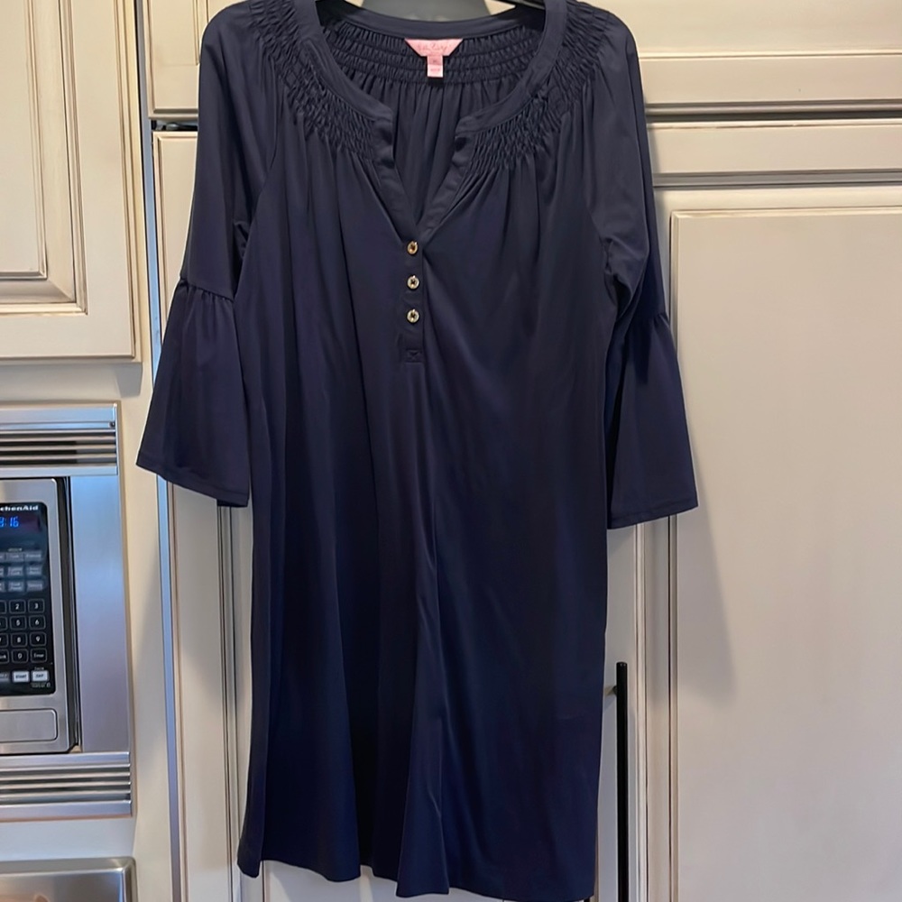Lilly Pulitzer navy bell sleeve dress size medium worn once